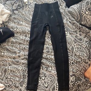Black gymshark leggings